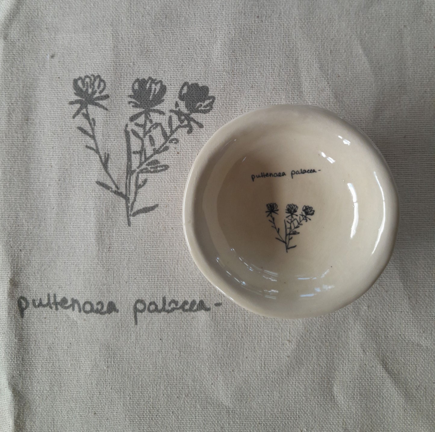 Floral Ring Dish - Pultenaea Paleacea